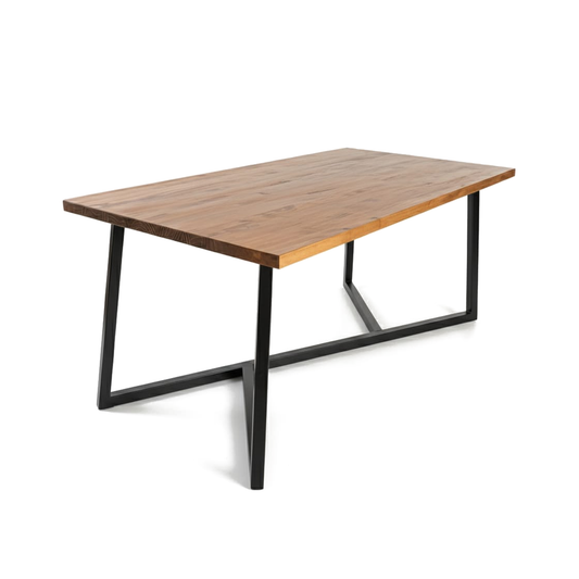 Forge â€“ Mesa de Comedor Rectangular Industrial