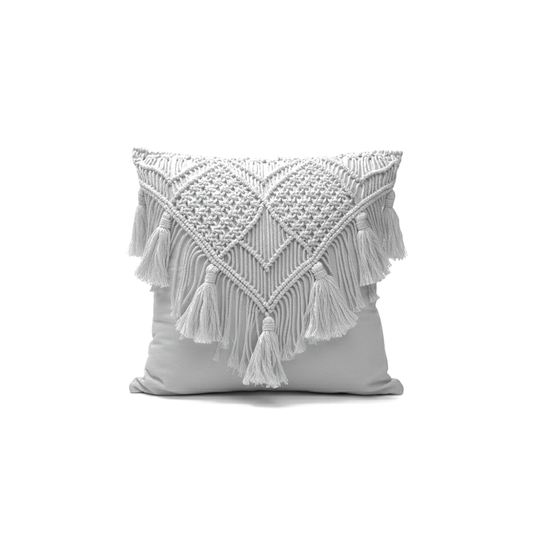 Ivory â€“ CojÃ­n de MacramÃ© con Flecos